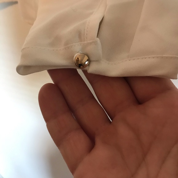 White Blouse With Chain Detail - Picture 4 of 7